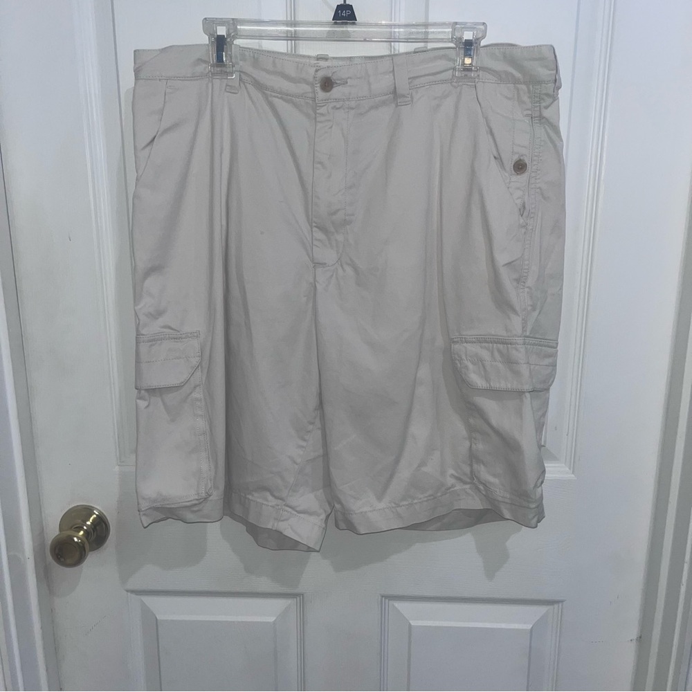 Madison Men's Cargo Shorts - Light Tan